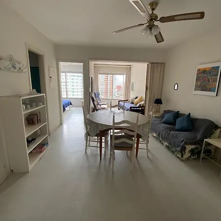 Comodo Apartamento En Peninsula , Excelente Ubicacion A Metros De La Playa